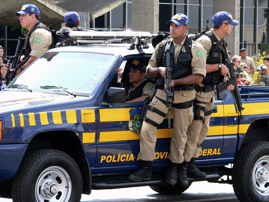 Agente Administrativo Policia Rodoviaria Federal Tem Porte De Arma ...