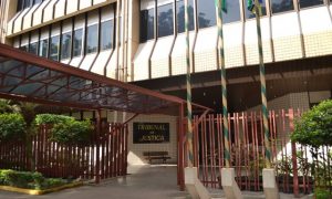 TJ/AP: Edital do concurso para Técnicos e Analistas Judiciários retificado