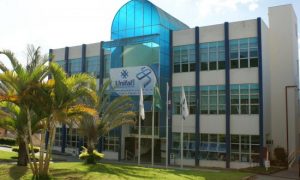 Concurso UNIFAL 2016: saiu o edital para técnico-administrativo em educação. Inicial de até R$ 4,1 mil!