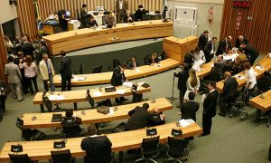 GDF vai contratar: Distritais derrubam veto que impedia contratações no Metrô, Secult e Defensoria Pública!