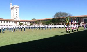 Exército abre concurso com 500 vagas para nível médio! Inicial de R$ 5.622,00 (após formado)!