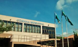 Câmara de Colombo-PR abre concurso para todos os níveis!