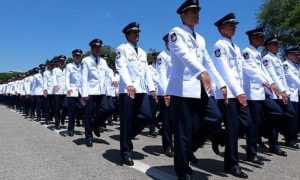 Aeronáutica recebe interessados em concurso público para médicos com 58 vagas! Inicial de R$ 8.877,60!