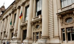 Concurso CAGE RS: Saiu o edital para auditor! Inicial de R$ 21,4 mi!