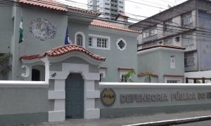 Concurso DPE PE adia provas para abril para Defensor! Até R$ 21,6 mil!