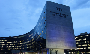 Concurso TST: questões INÉDITAS de Direito do Trabalho e Processo do Trabalho!