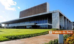 GDF prevê reajuste para servidores e 3.010 convocações em 2019