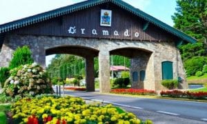 Concurso Prefeitura de Gramado RS: SAIU O EDITAL! Inicial de até R$ 13 mil!