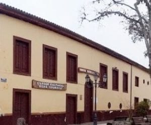 Prefeitura de Silveiras SP oferta vagas de vários níveis de escolaridade. 
