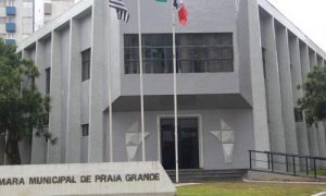 Concurso Câmara de Praia Grande SP: paga até R$2,9 mil!