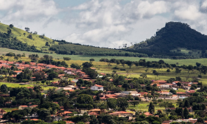 Concurso Prefeitura Analândia SP: vagas para saúde e educação. CONFIRA!