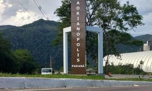 Concurso Prefeitura Adrianópolis: vagas para todos os níveis!