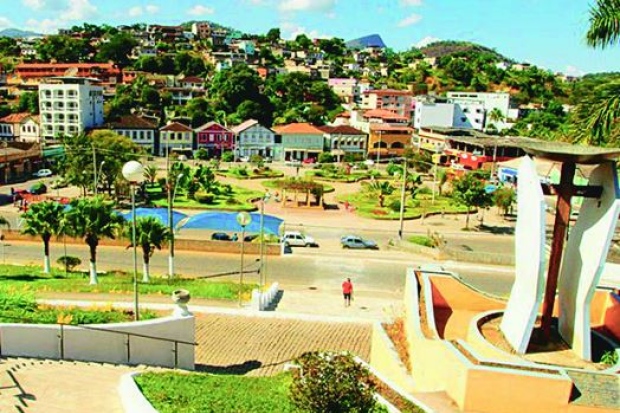 Divino Minas Gerais fonte: blog-static.infra.grancursosonline.com.br Fonte: blog-static.infra.grancursosonline.com.br