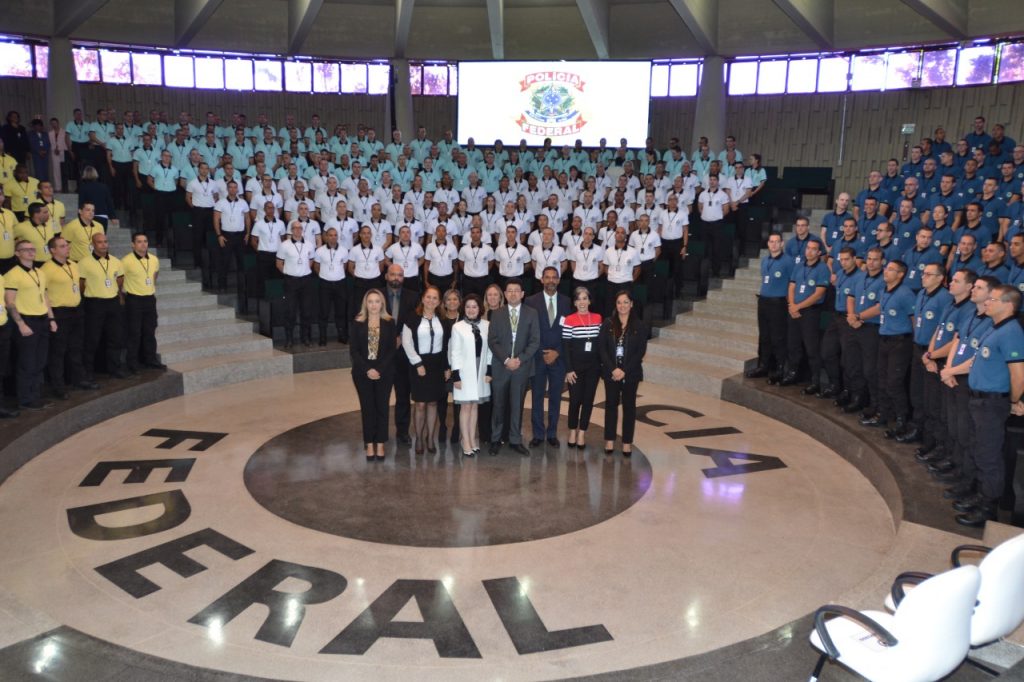 concurso policia federal - cerimonia do curso de formacao com pessoal do cebraspe.