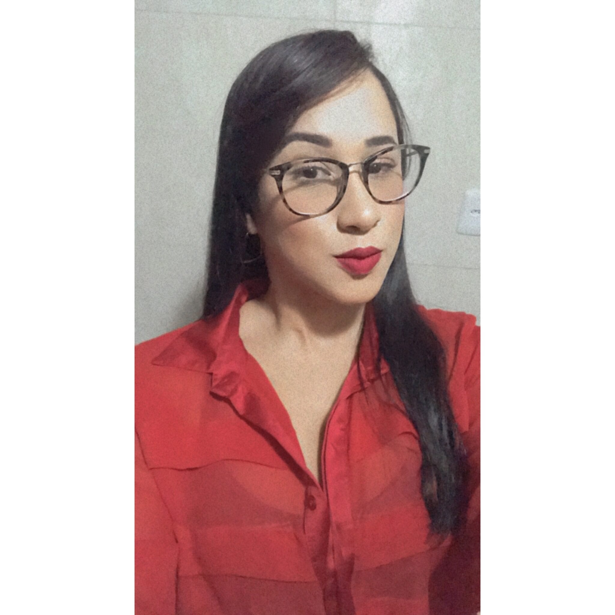 Mesmo com mais de 75 mil inscritos, Talita Larissa Teles foi aprovada na Prefeitura de Barra dos Coqueiros SE