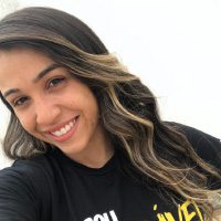 Dedicação total aos estudos: conheça a história de Nayara A. !