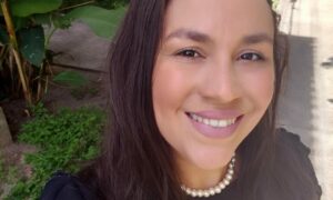 Conciliando estudo e maternidade, Raissa foi aprovada no Exame OAB