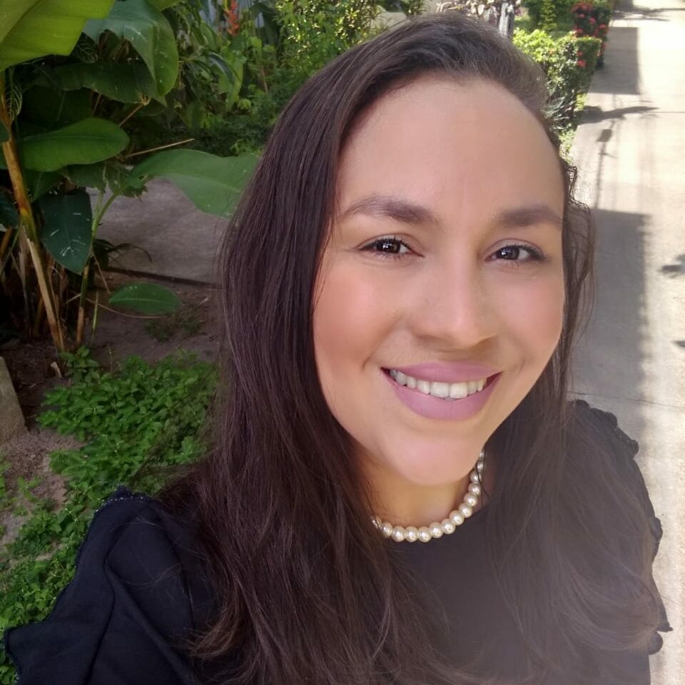 Conciliando estudo e maternidade, Raissa foi aprovada no Exame OAB