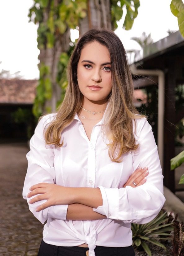 1° lugar no concurso SEDUC AL: conheça Letícia Marinho!