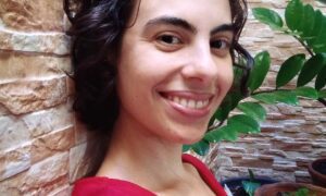 Aprovada em 1º lugar na Residência USP largou o trabalho para estudar