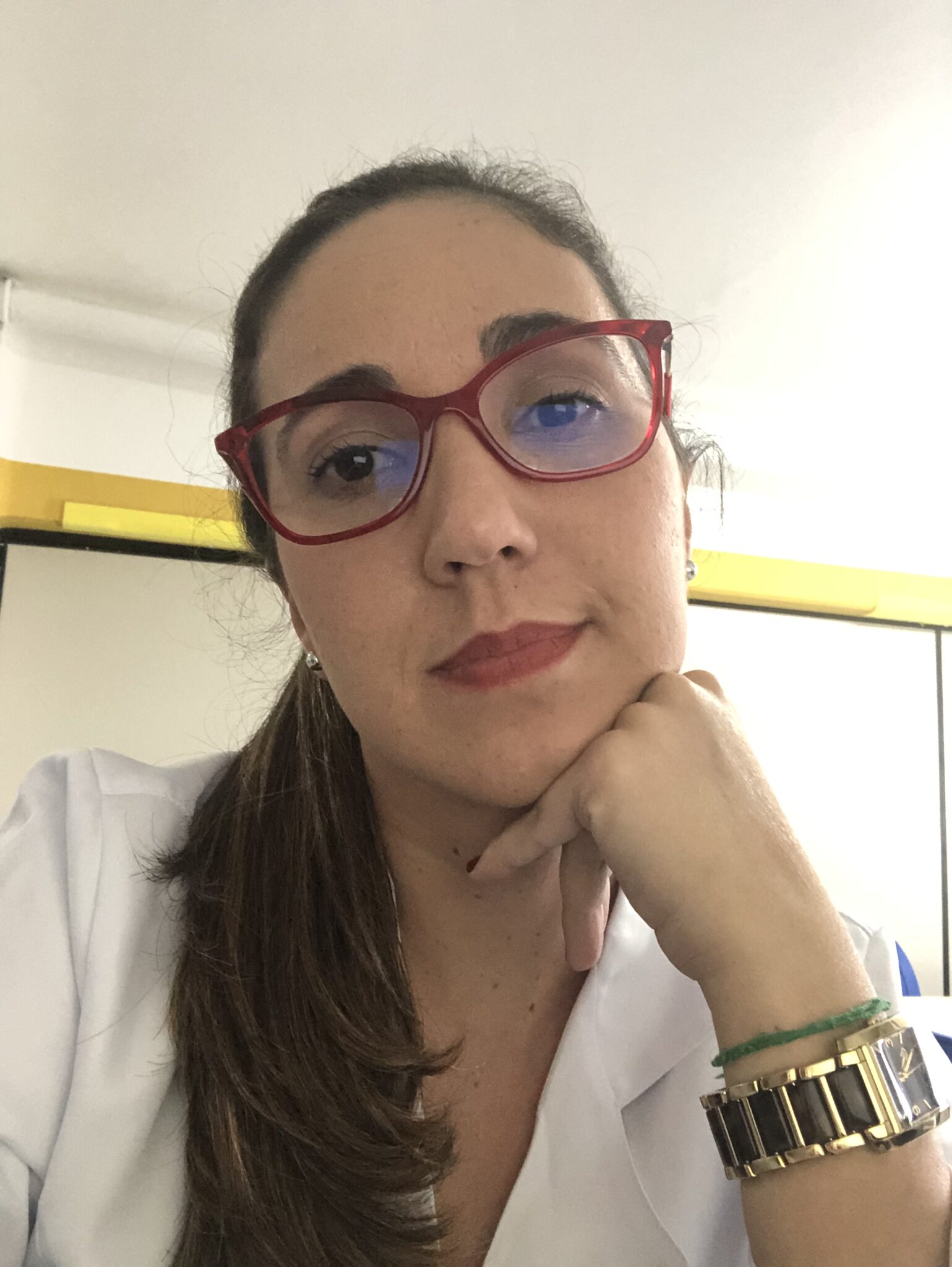 Camila Assis Fernandes foi aprovada em 4° lugar no concurso da Prefeitura de Barra dos Coqueiros