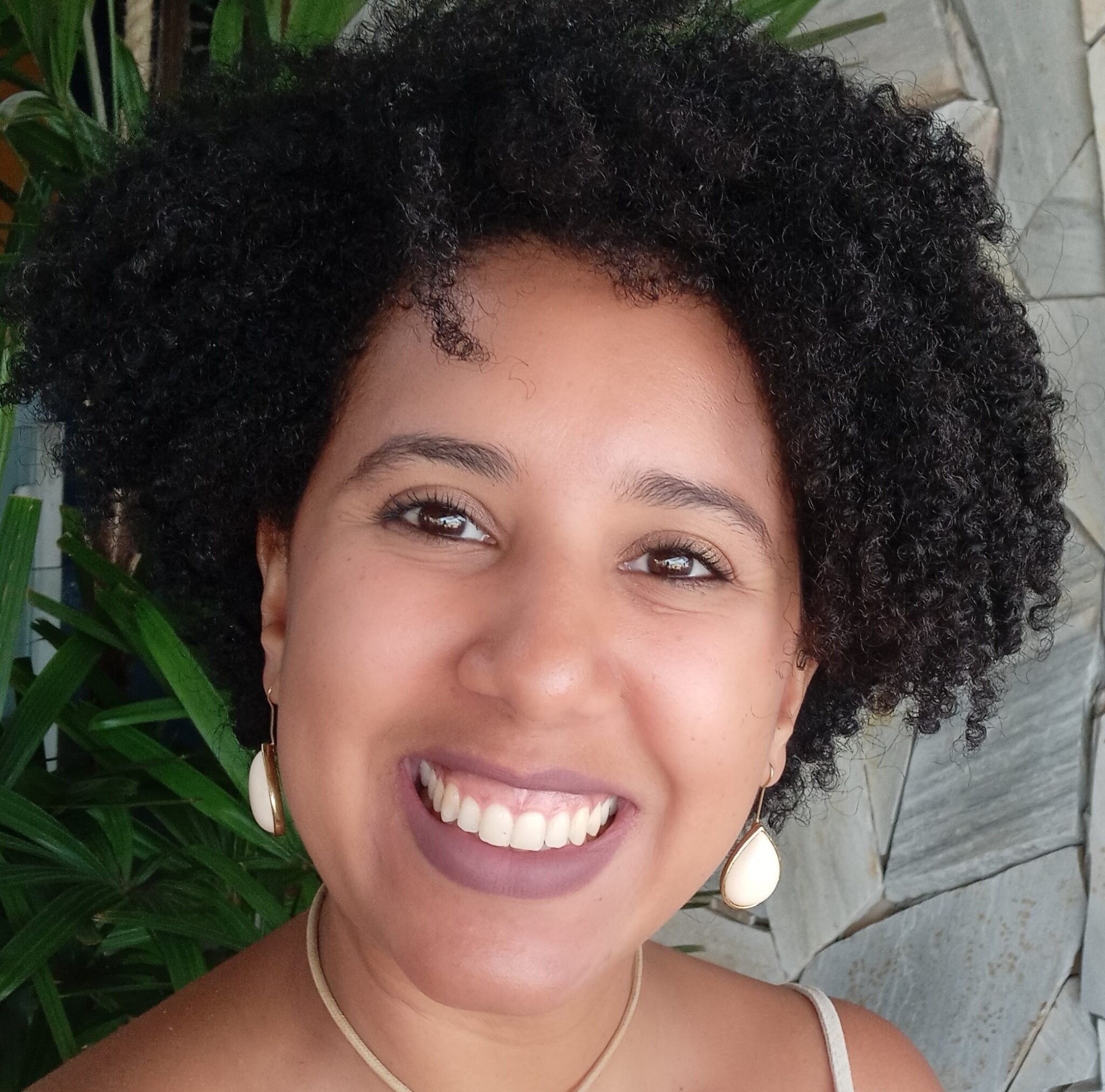 Marina S. foi aprovada em 1° e 9° lugar no Concurso IEMA ES!