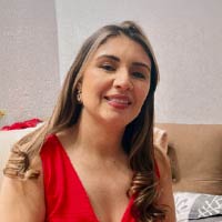 Sandra C. conciliou a maternidade, tarefas domésticas e estudos!