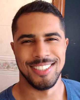 Fellipe J. transformou a sua realidade por meio dos estudos!