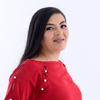 Mãe, estagiária e aprovada no concurso INSS: conheça Elem C.